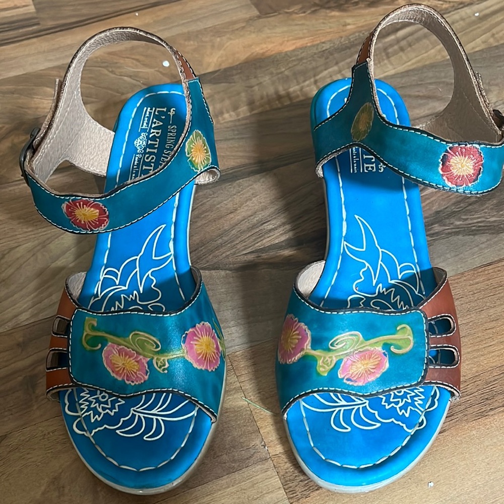 L’artiste Spring Step Kyleta heeled sandal size 39